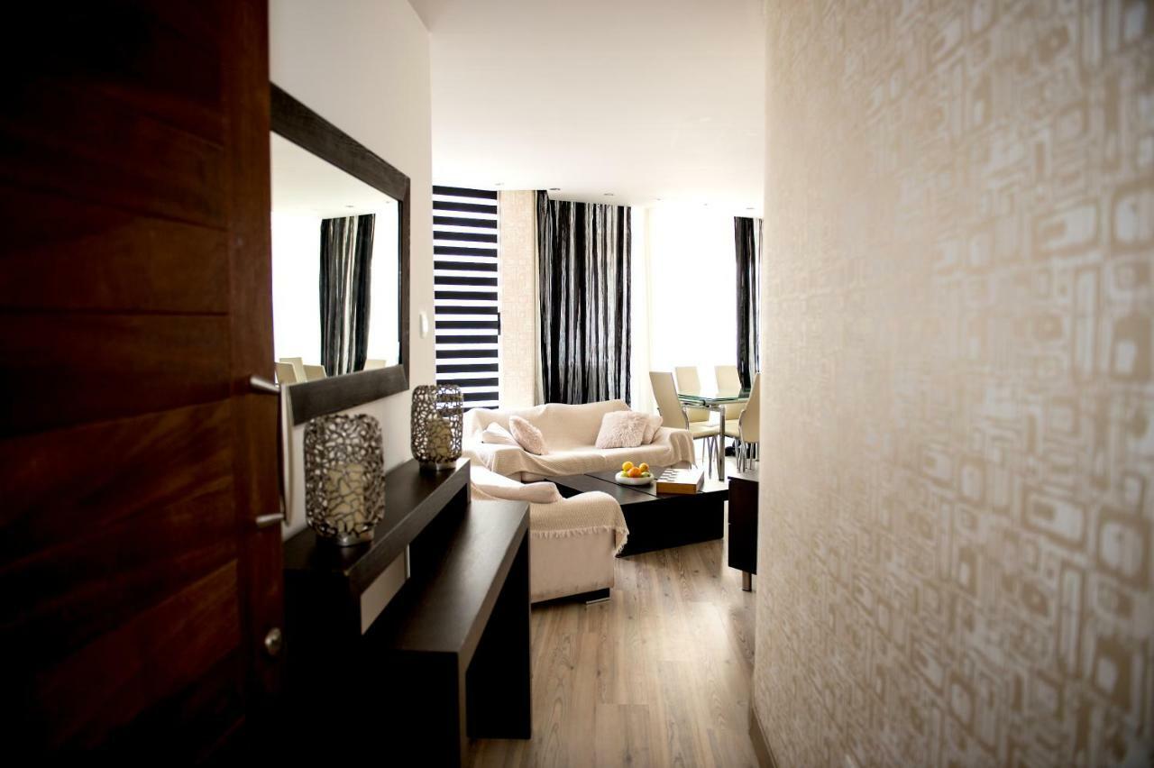 Sophia Court Apartment Larnaca Esterno foto